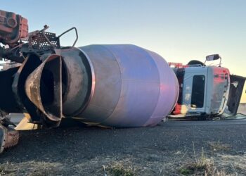 Highway 12 in Suisun City reopens after cement truck crash | abc10.com